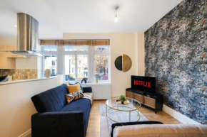 Boutique Central Hackney Abode - Balcony - Sleeps 6